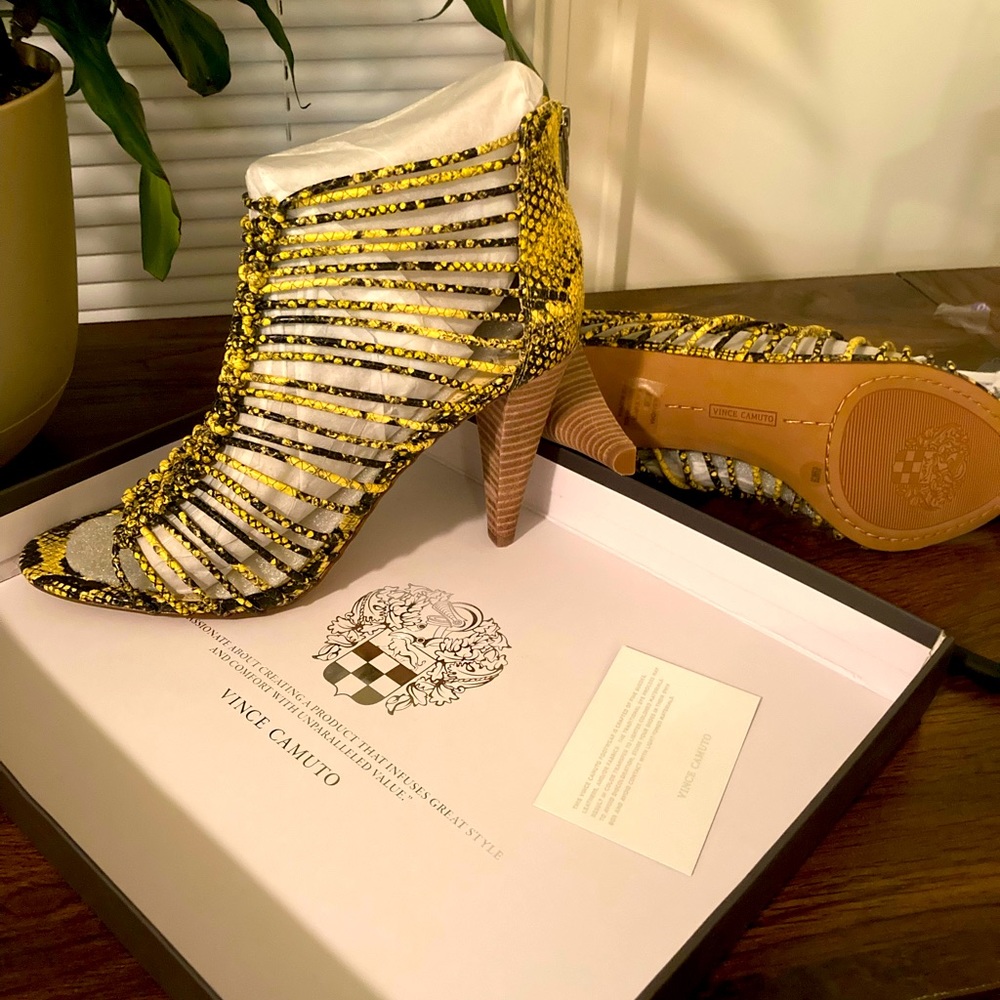 Vince Camuto Alasandra shoes